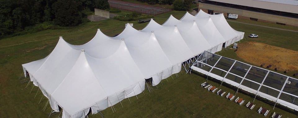 Guide To An Amazing Tented Wedding